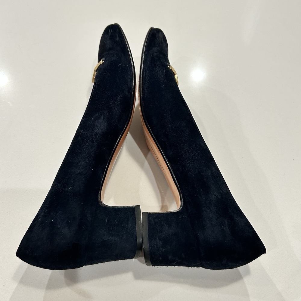Salvatore Ferragamo Classic Black Suede Leather Closed Toe‎ Pump Heels Shoe 8 AA - Picture 7 of 15